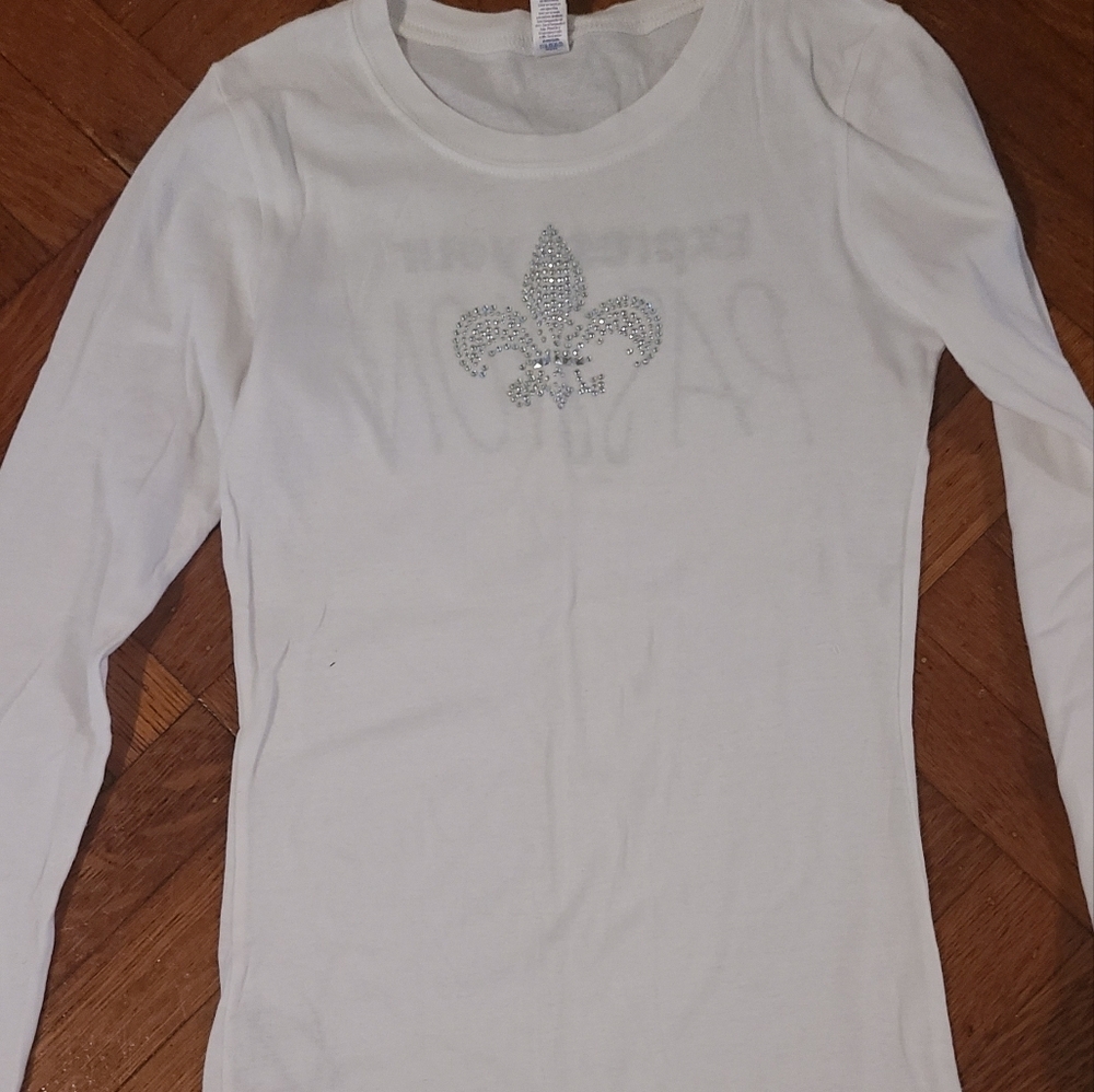 Express your passion longvsleeve white t shirt sz small Hp 🔥🔥
